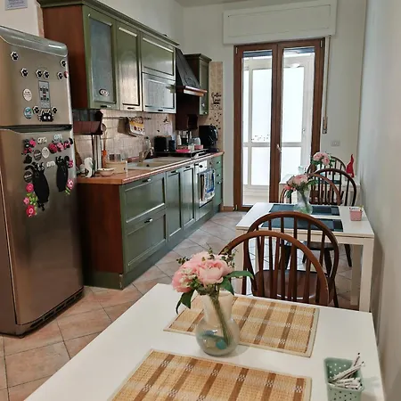 Estia Domus Bed & Breakfast 4*