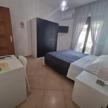 Estia Domus Bed & Breakfast *