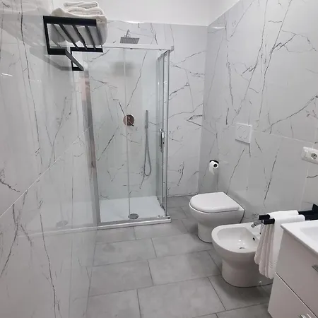 Bed & Breakfast Estia Domus *